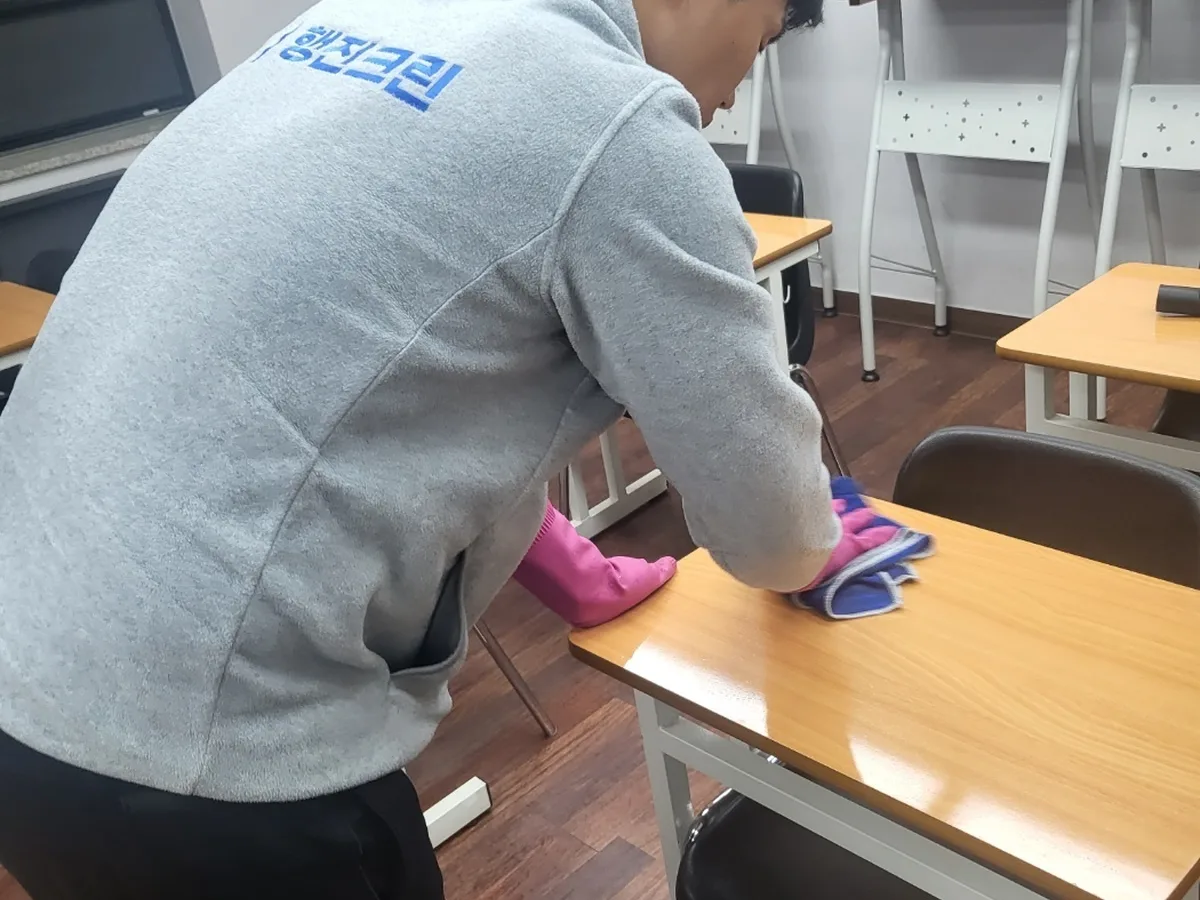 대덕구 목상동 유치원 책걸상 교실 위생청소 사례 - 행진크린
